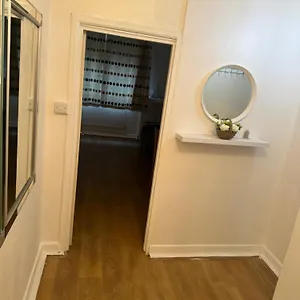 One Bedroom In Tower Bridge Road Appartement